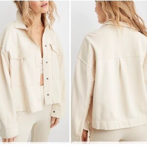 Aerie Fleece Cropped Shacket Vanilla Ivory Women’s Large Oversized Snap Button